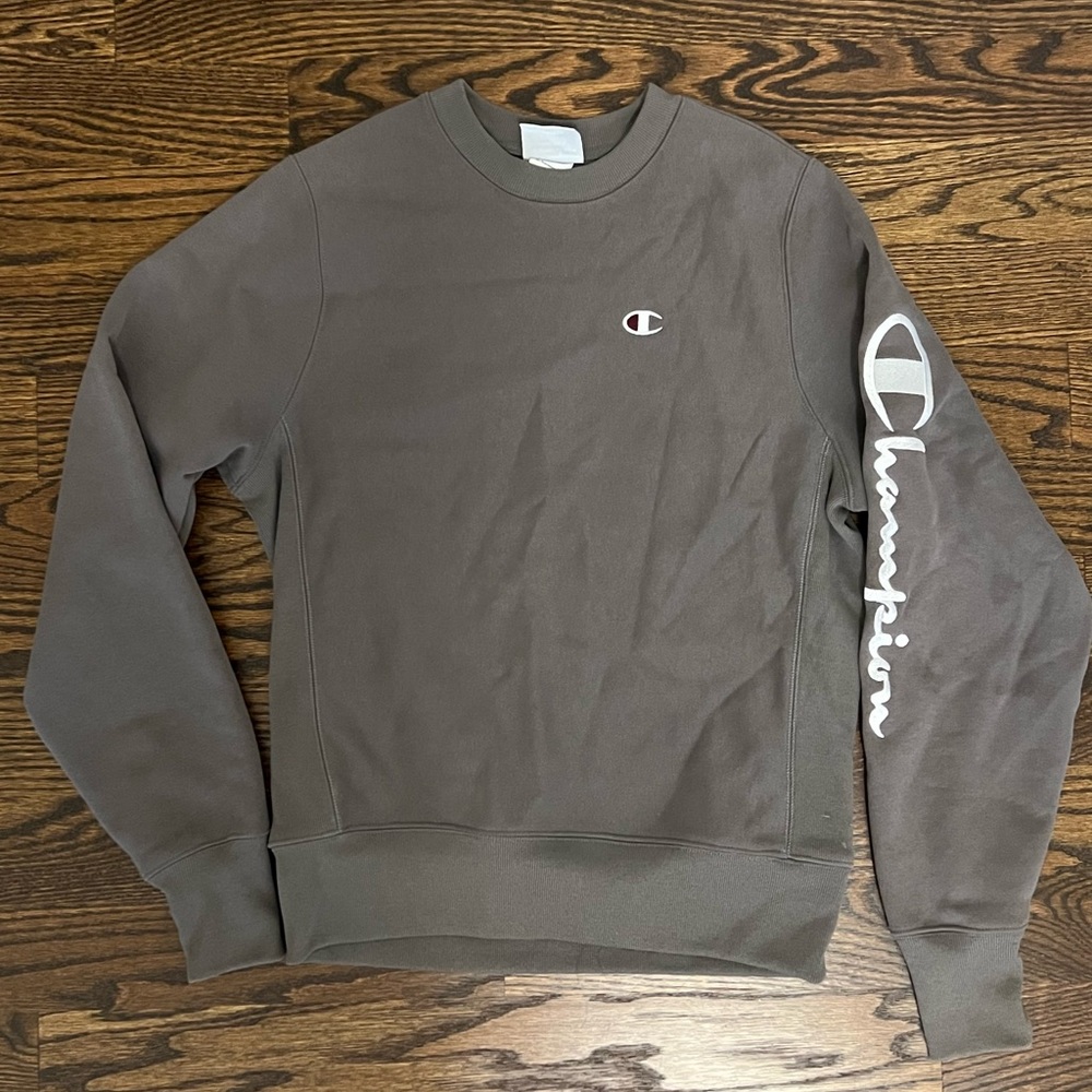 urban outfitters champion crewneck